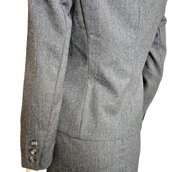Vintage Saville Petite Gray Skirt Suit - Picture 8 of 15